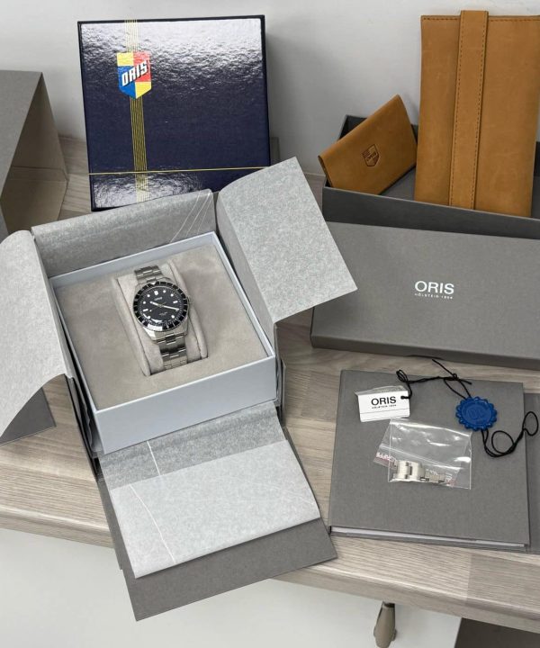 Oris Divers Sixty-Five 12H Calibre 400 - pre-owned - Bilde 9